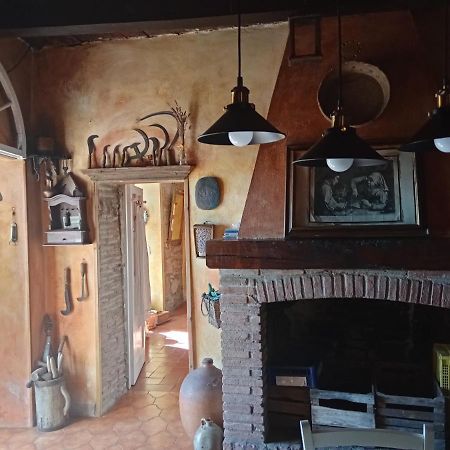 Гостевой дом Morelli House Montalbo Экстерьер фото
