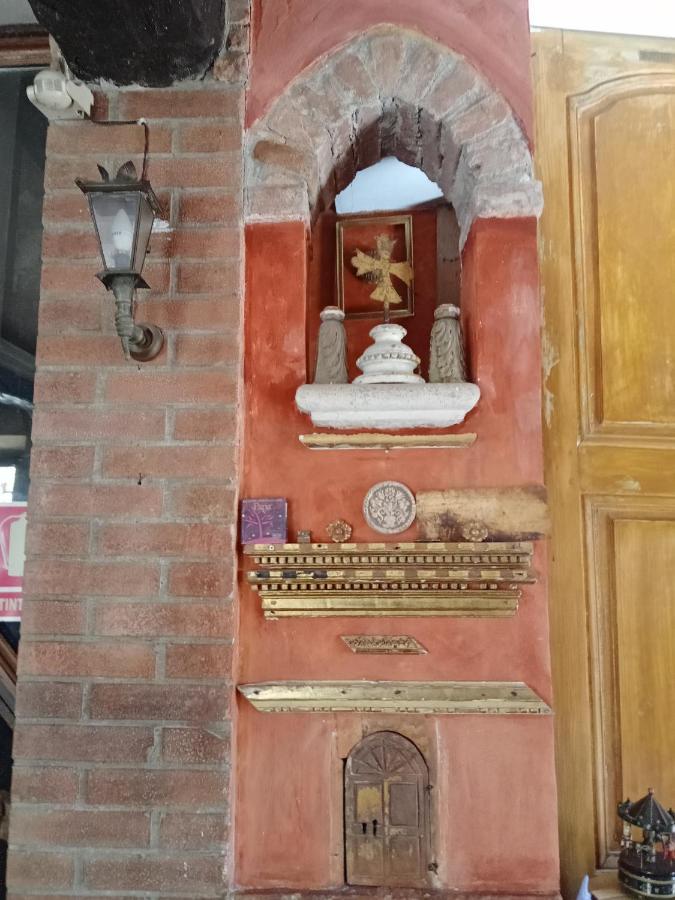 Гостевой дом Morelli House Montalbo Экстерьер фото