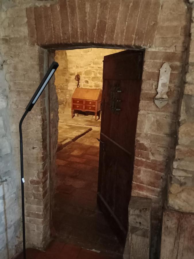 Гостевой дом Morelli House Montalbo Экстерьер фото