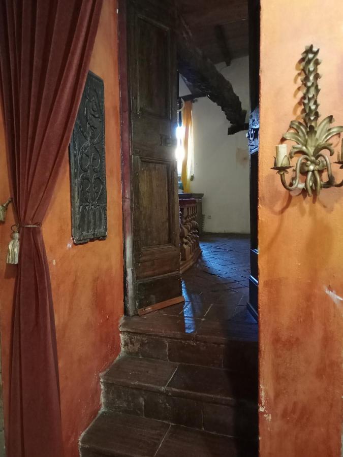 Гостевой дом Morelli House Montalbo Экстерьер фото
